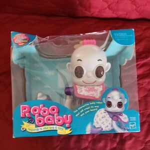 COLLECTORS Vintage Electronic Robo Baby Interactive Toy
